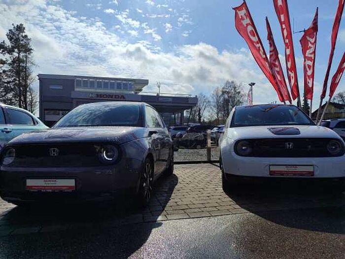 Honda e Advance-Paket -Navi -Pano -LED -17-Zoll -Kamera