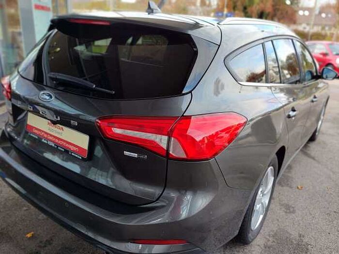 Ford Focus Turnier 1.0 EcoBoost Hybrid Cool&Connect - LED