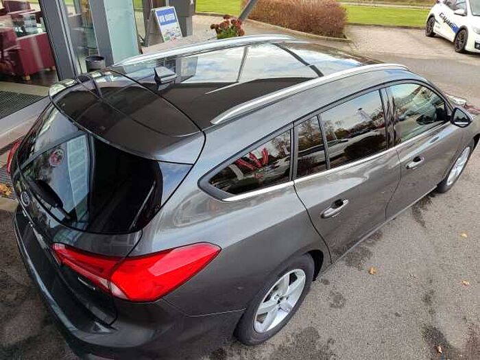 Ford Focus Turnier 1.0 EcoBoost Hybrid Cool&Connect - LED