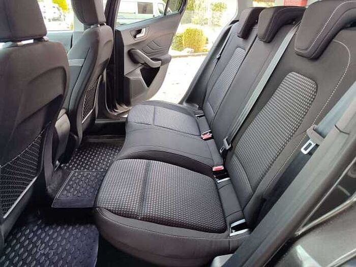 Ford Focus Turnier 1.0 EcoBoost Hybrid Cool&Connect - LED