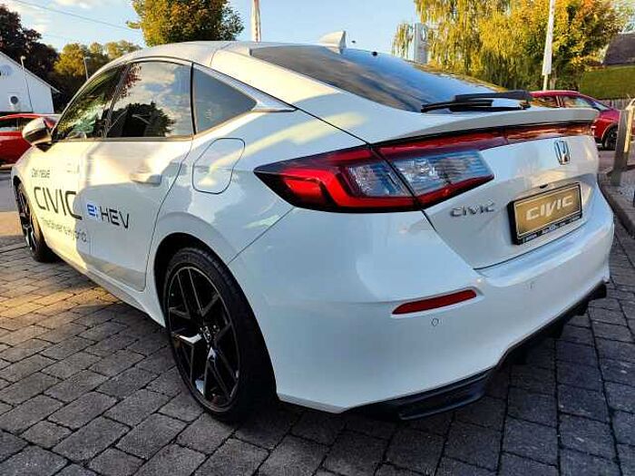 Honda Civic e:HEV 2.0 i-MMD Hybrid Advance - Leder-Navi-SHD