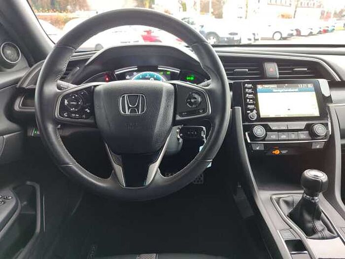 Honda Civic 1.0 i-VTEC Turbo Elegance -Navi -DAB -PDC -1.Hand