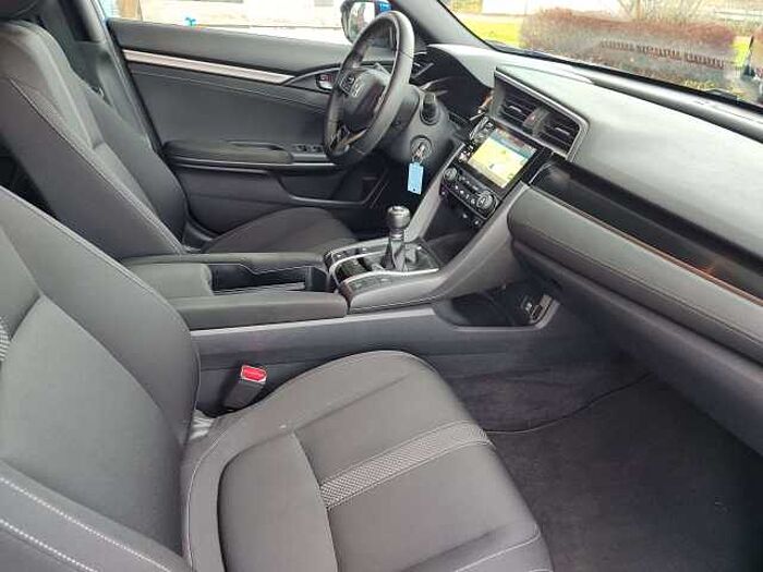 Honda Civic 1.0 i-VTEC Turbo Elegance -Navi -DAB -PDC -1.Hand
