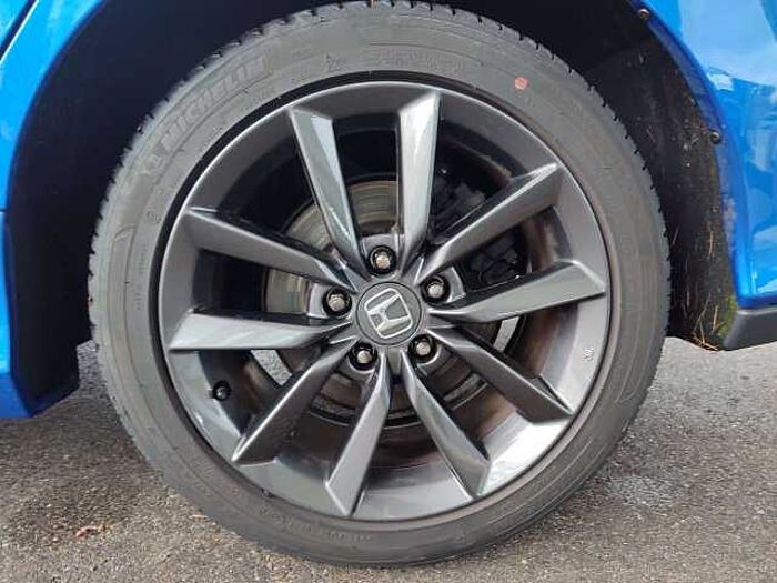 Honda Civic 1.0 i-VTEC Turbo Elegance -Navi -DAB -PDC -1.Hand