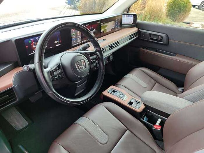 Honda e Advance-Paket -Navi -Pano-LED-17Zoll-Arml.-Leder