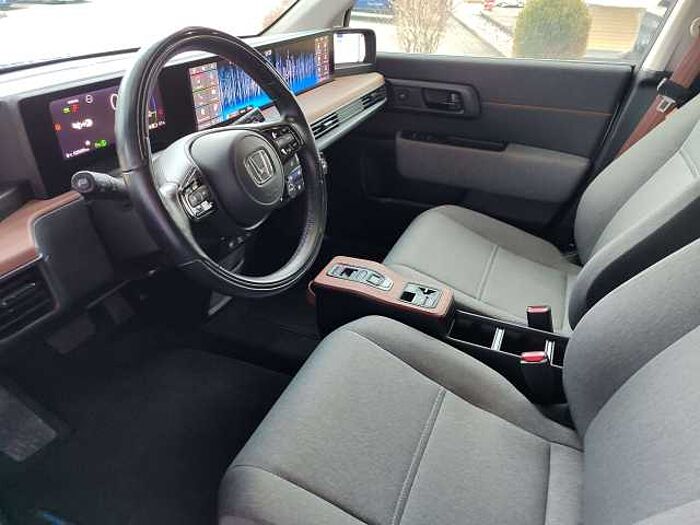 Honda e Advance-Paket -Navi -Pano -LED -17-Zoll -Kamera