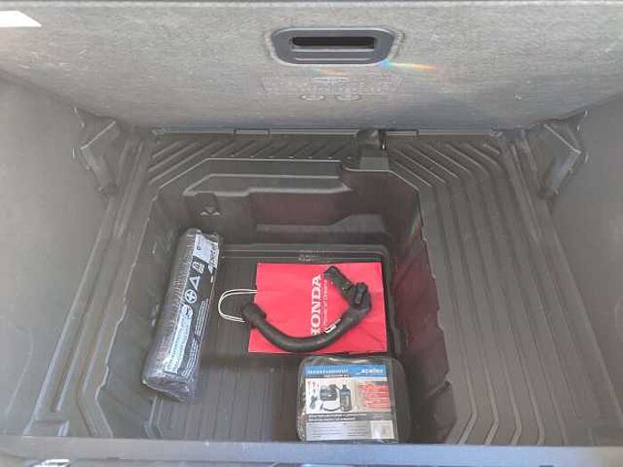 Ford Puma Puma 1.0 EcoBoost TITANIUM - Navi-AHK-Fahrassi.