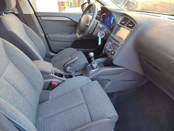 Citroen C4 BlueHDi 120 Stop&Start Selection -Navi -PDC